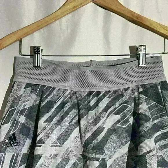 Adidas match heat ready game set skirt women’s medium tennis Pickleball gray - Picture 3 of 8
